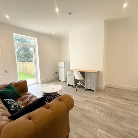 3 Methuen Close Bournemouth Exterior photo