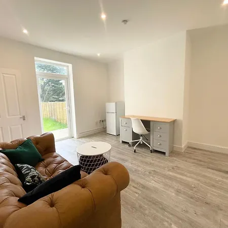 3 Methuen Close Bournemouth Exterior photo